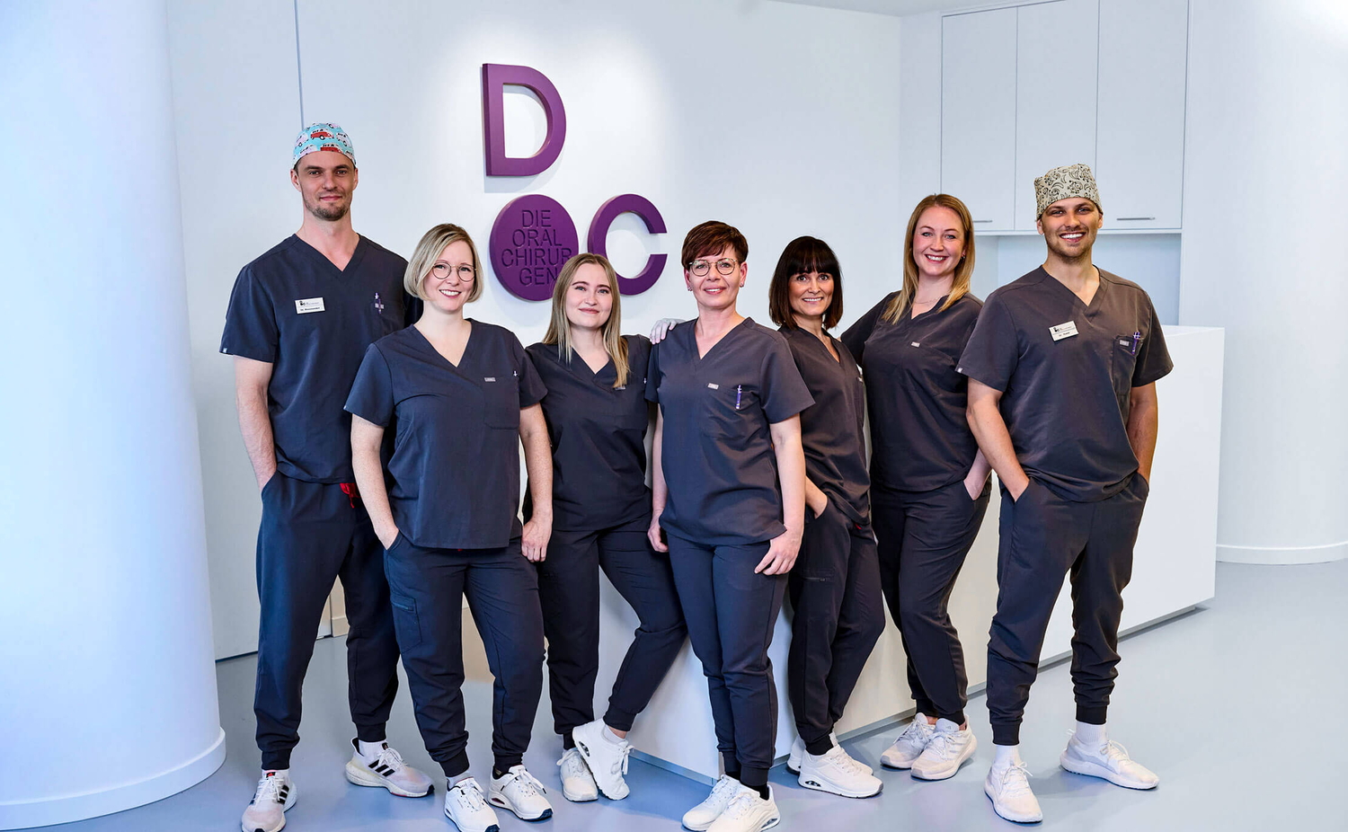 Das gesamte Team der oralchirurgischen Praxis DIE ORALCHIRURGEN Ludwigsfelde